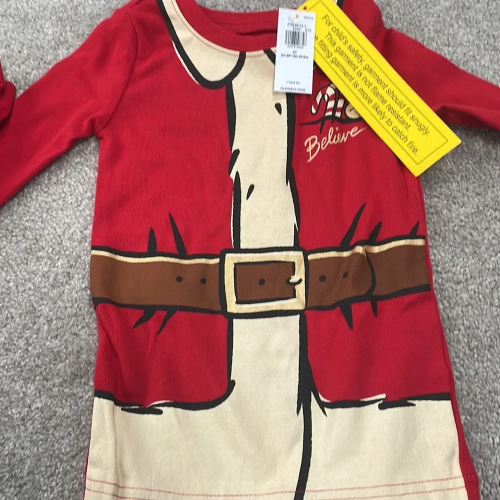 Old Navy Red Cotton Christmas Pajamas NWT Size 2T